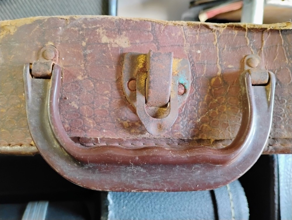 Gibson Brown Chipboard Case! -LL