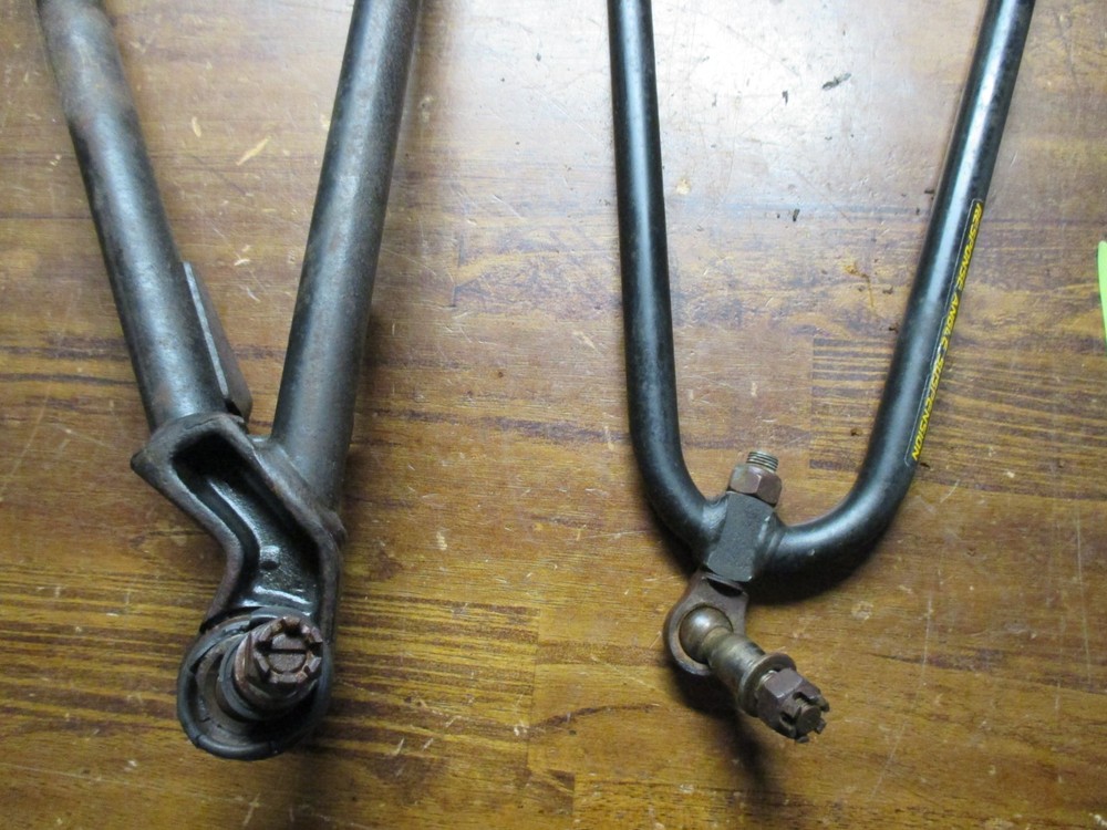 05 Ski Doo GSX 550F Snowmobile Left Upper & Lower Control Arms