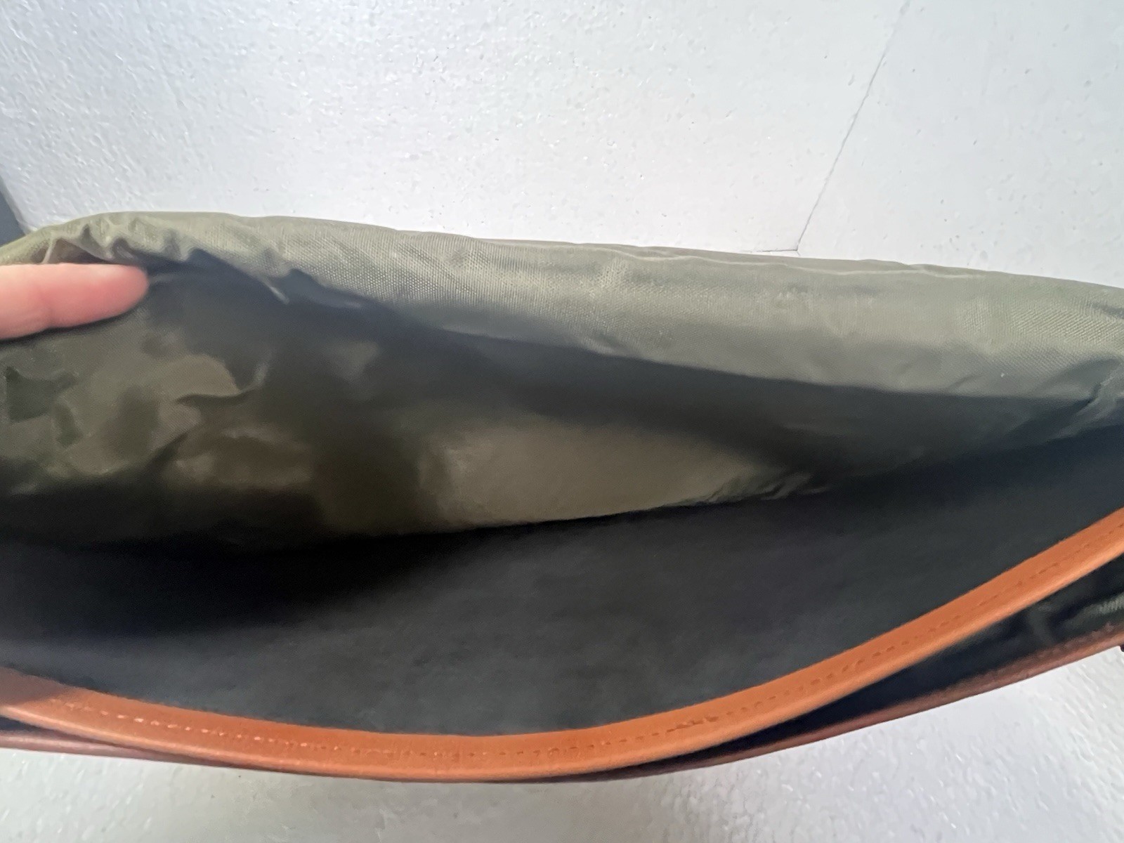 Vintage Amiet Locking Leather Folio Top Grain Cowhide