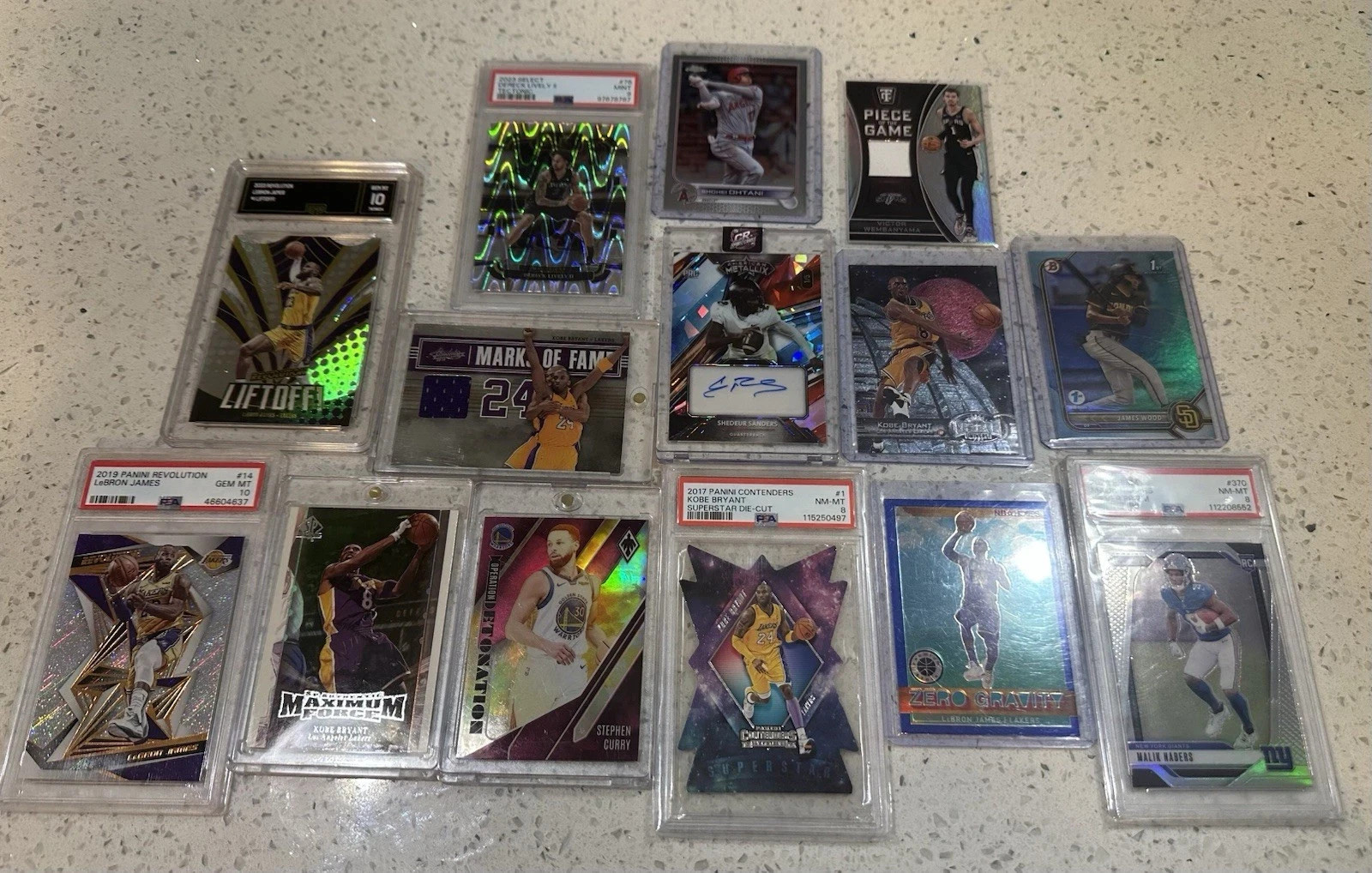 Multi Sports 25 Cards Lot, #'s, Autos, Patches RC’s & More! LOOK AT DESCRIPTION!