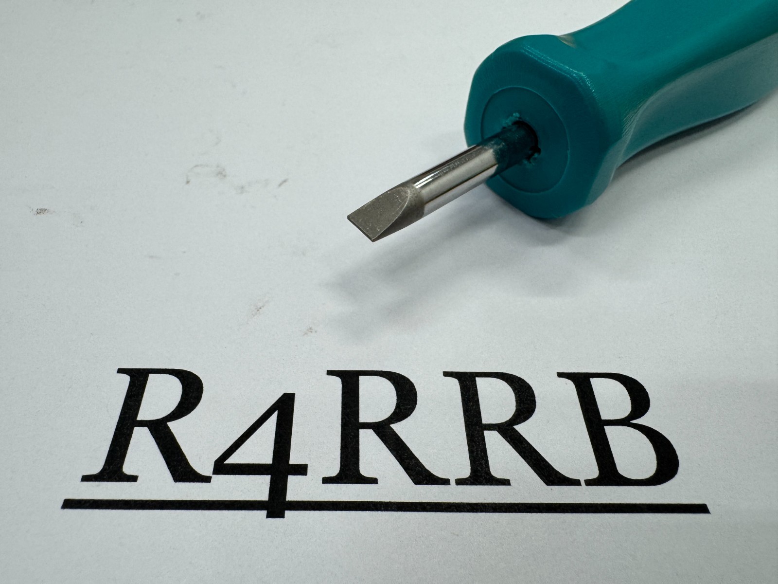 Snap-on Tools USA RARE TEAL 2pc Hard Standard Handle Stubby Screwdriver Set