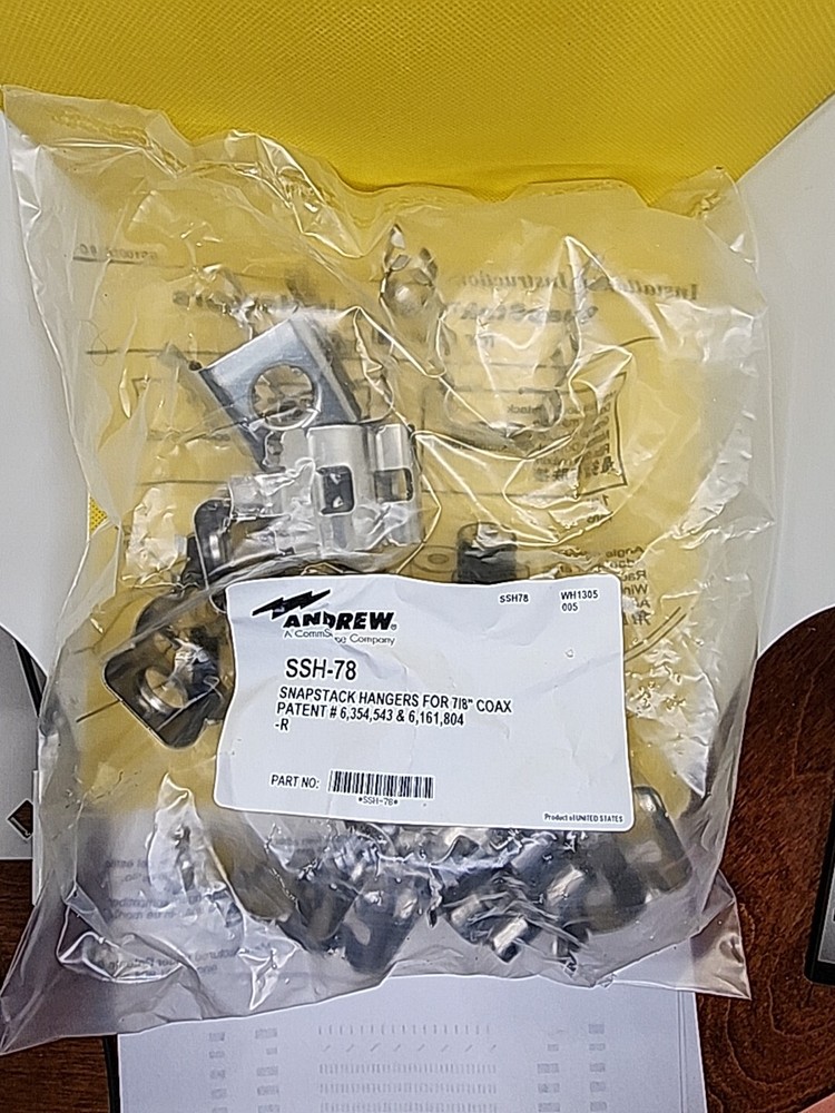 ANDREW COMSCOPE SSH-78 SNAPSTACK HANGERS FOR 7/8" COAXIAL CABLE [2WS 3]