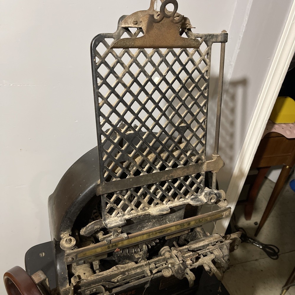 Pre-1929 Graphotype Addressograph Embossing and Printing Machine