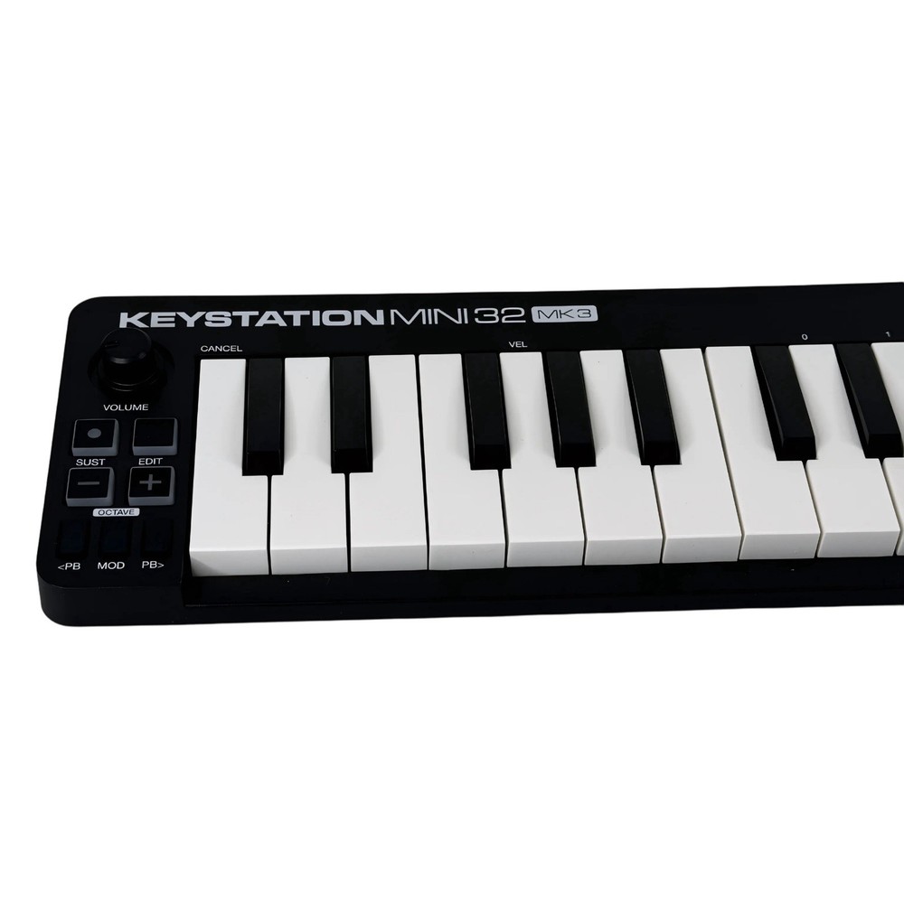 M-Audio Keystation Mini 32 MK3 32-key Keyboard Controller
