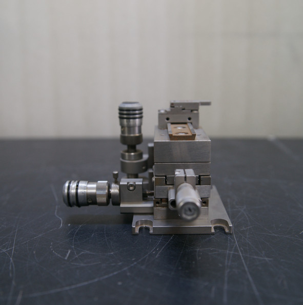 NewPort 561D Fiber Alignment Stage