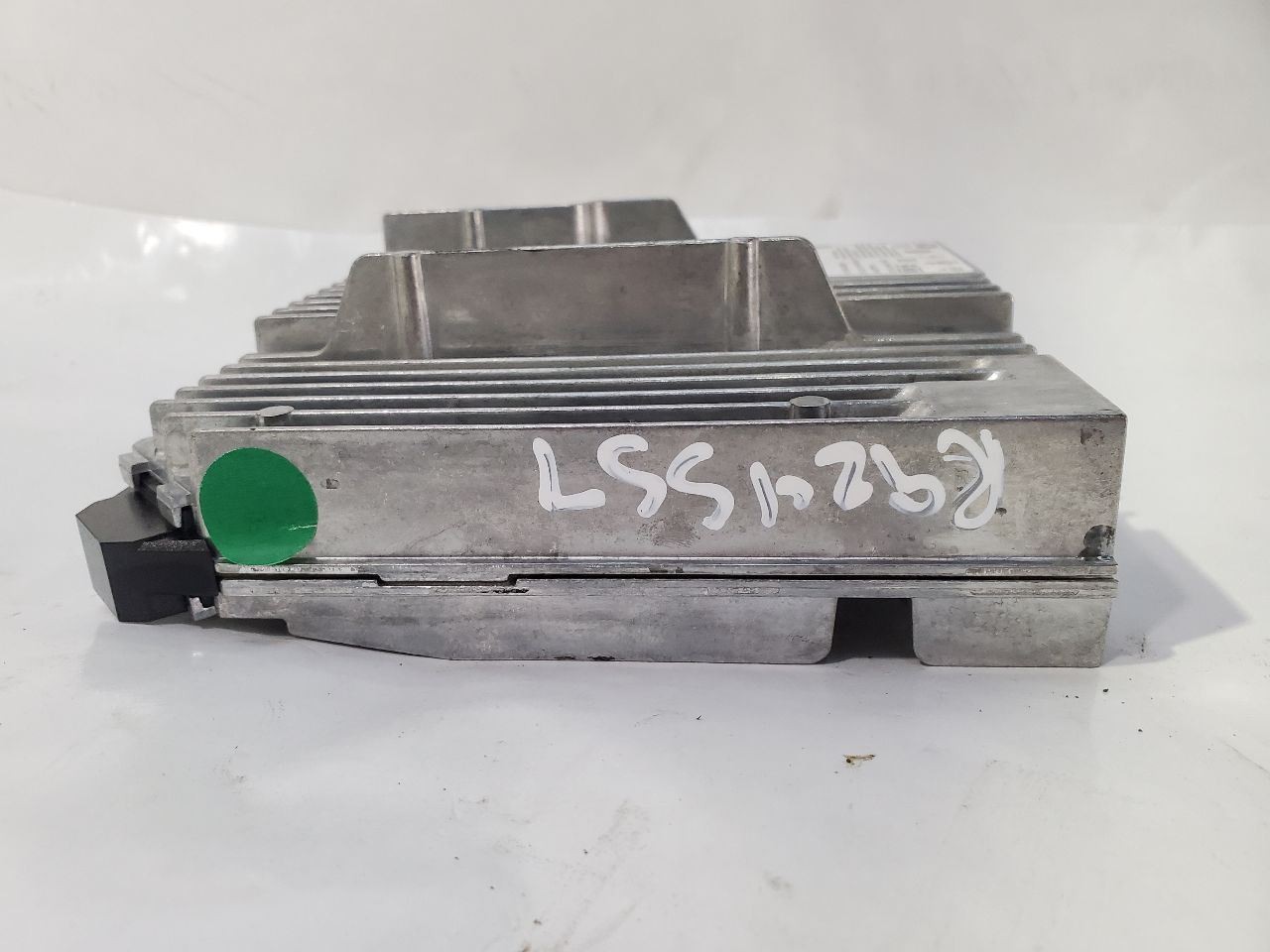 2022 Chevrolet Equinox OEM Harman Radio Receiver Module 588352398