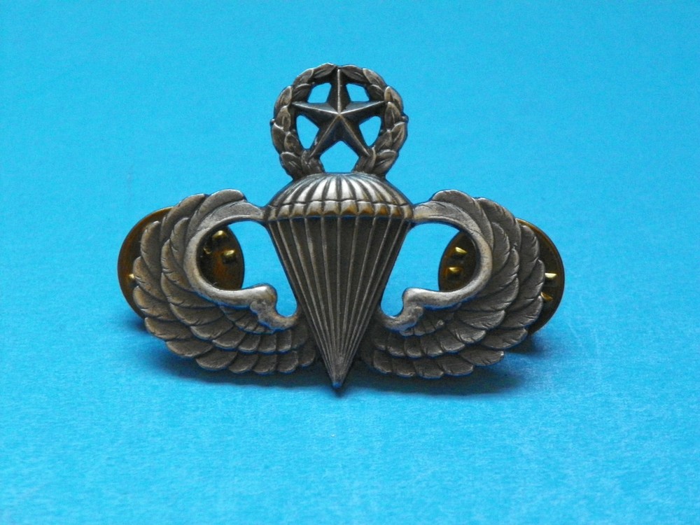 VIETNAM ORIGINAL MASTER PARACHUTIST WING-MAKER MARKED