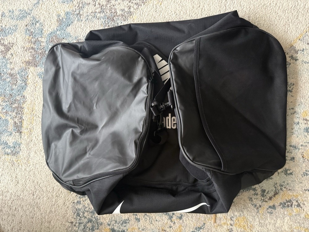 Nike Duffle Bag- Large - NBA Academy