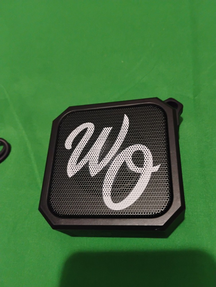 White Owl Bluetooth Speaker