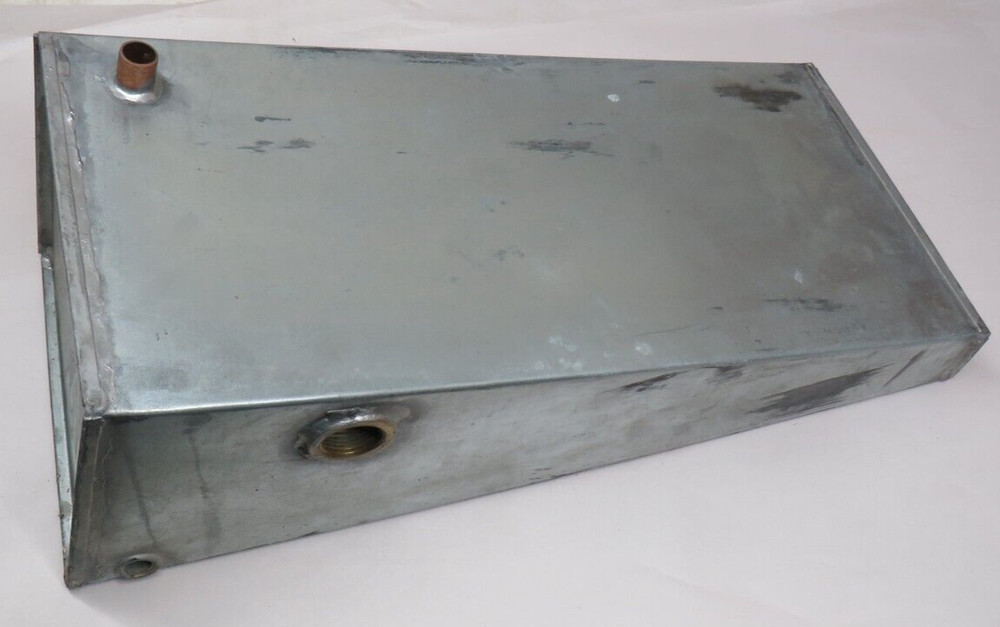 Universal Wedge Gas Engine Fuel Tank