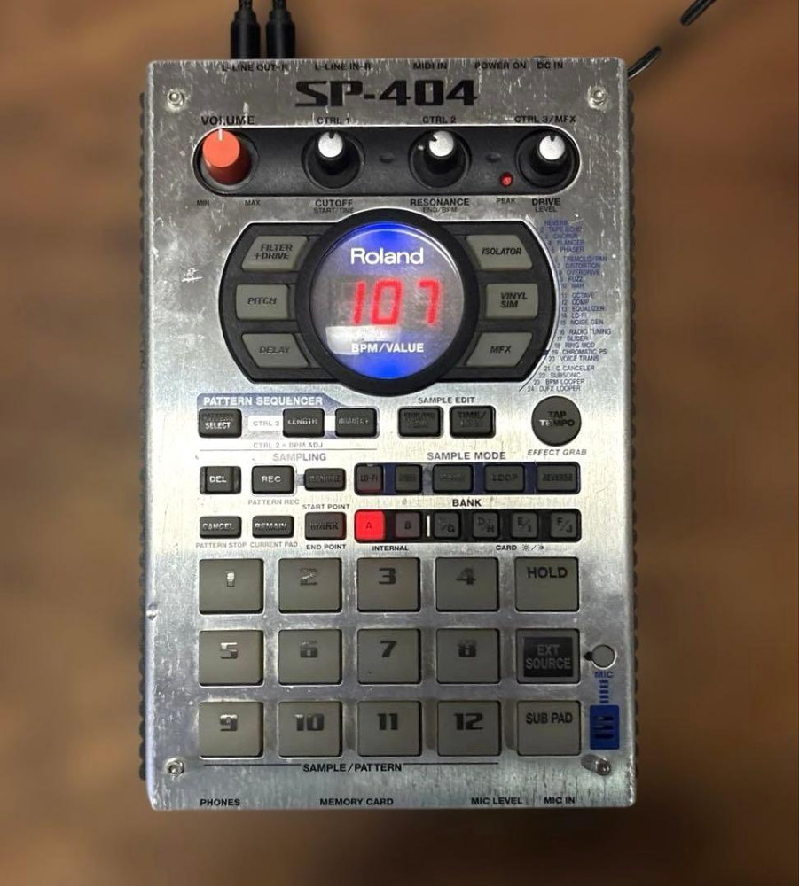 Roland SP-404 Sampler w/ AC Adapter Tested Power Issue Needs Fix