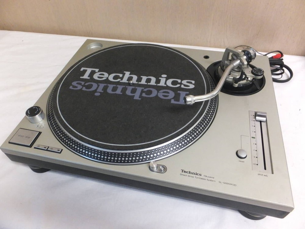 Technics SL-1200MK3D Silver Direct Drive DJ Turntable record player