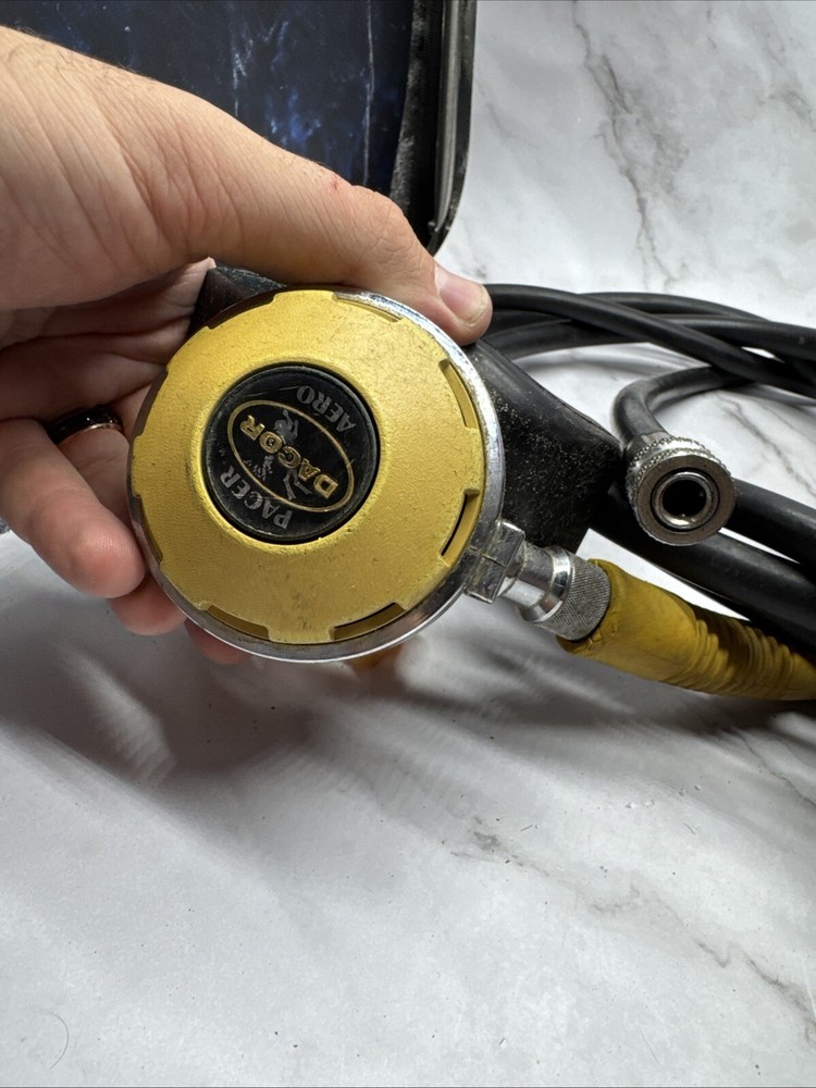 Oceanic PSIG Depth 4000 W/ Extras