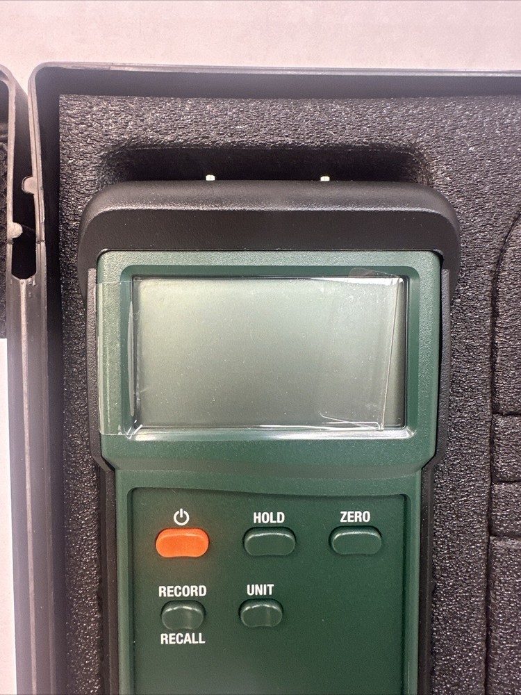 EXTECH Model 407910 Differential Pressure Manometer With Case