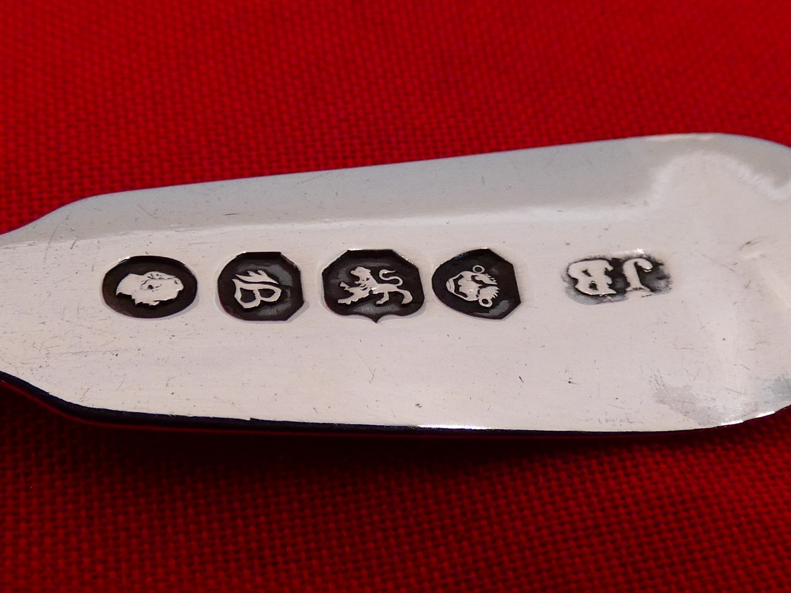 1837 London Sterling Silver Large Salt / Condiment Spoon KU-14