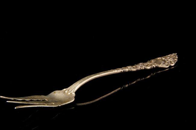 OLD VICTORIAN STERLING OYSTER FORK A38506