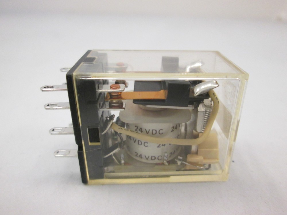 Omron, MY2N-D2, Relay, 24VDC, Used