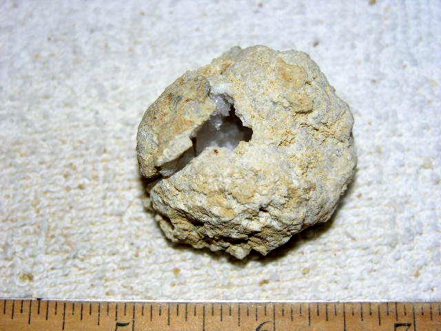 Geode pair opened with crystal centers 1.5 inch G66