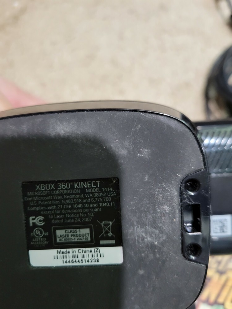 Xbox 360 Kinect 1414 with Kinect Adventures Game