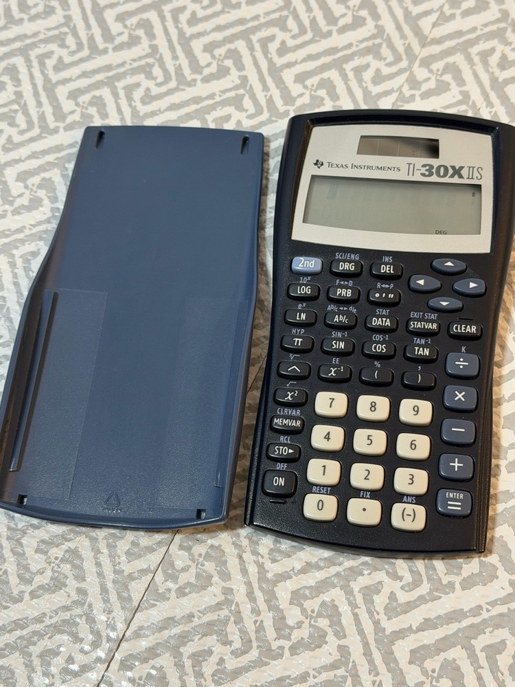 Texas Instruments TI-30XIIS Scientific Calculator - Black - Tested & Working