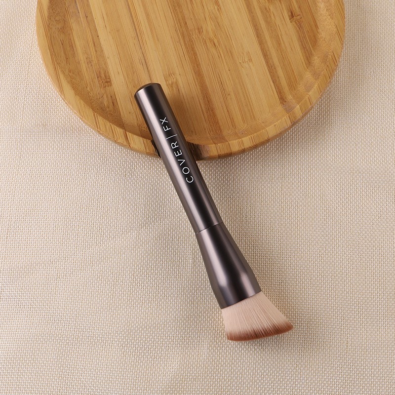 Angled Foundation Brush Cover FX Custom Application Brush