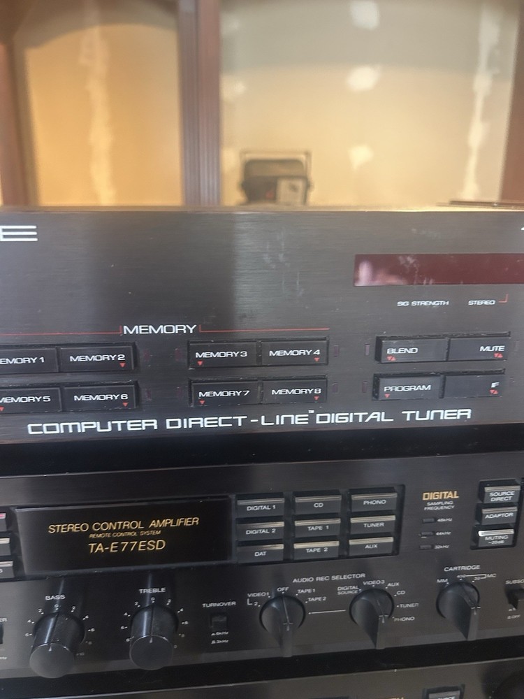 SAE computer Direct Line Digital Tuner. T102