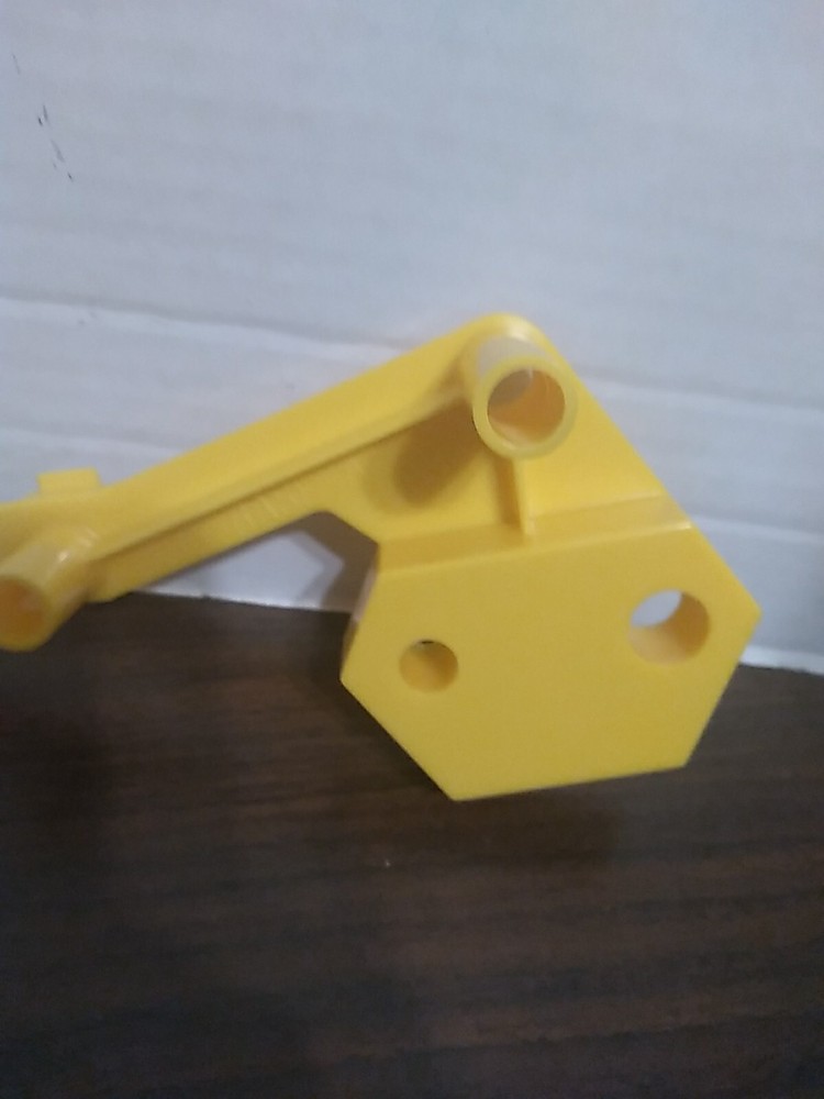 Mouse Trap Game Replacement Piece Part Yellow Base A 1986