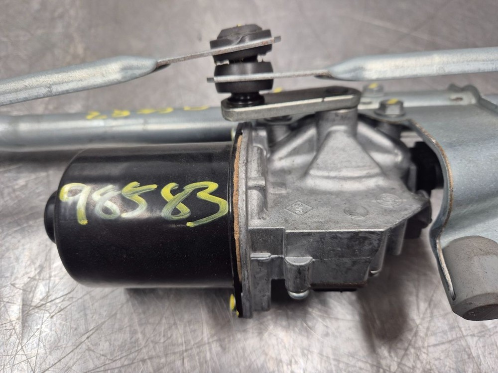 BMW Front Wiper Motor & Linkage E81 E82 E87 E88 1 SERIES 61617192964