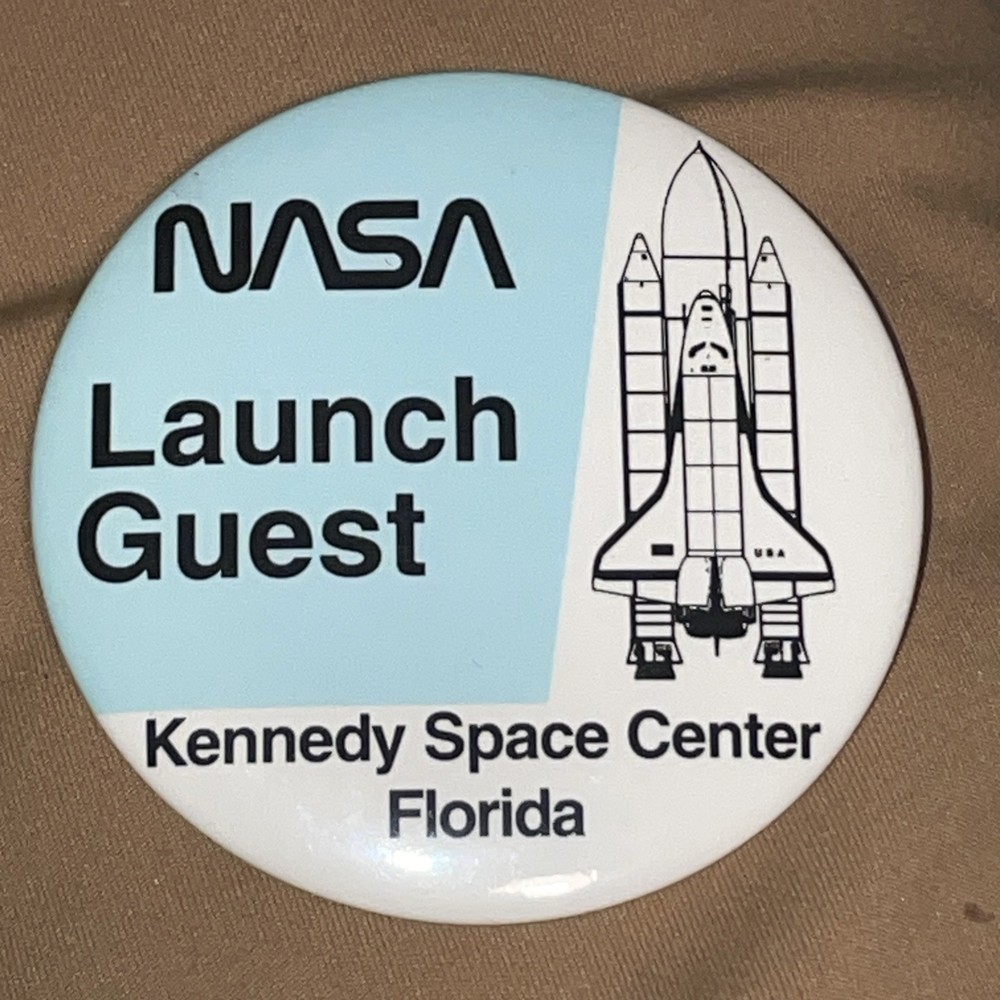 NASA Space shuttle LAUNCH GUEST BUTTON -  Light Blue