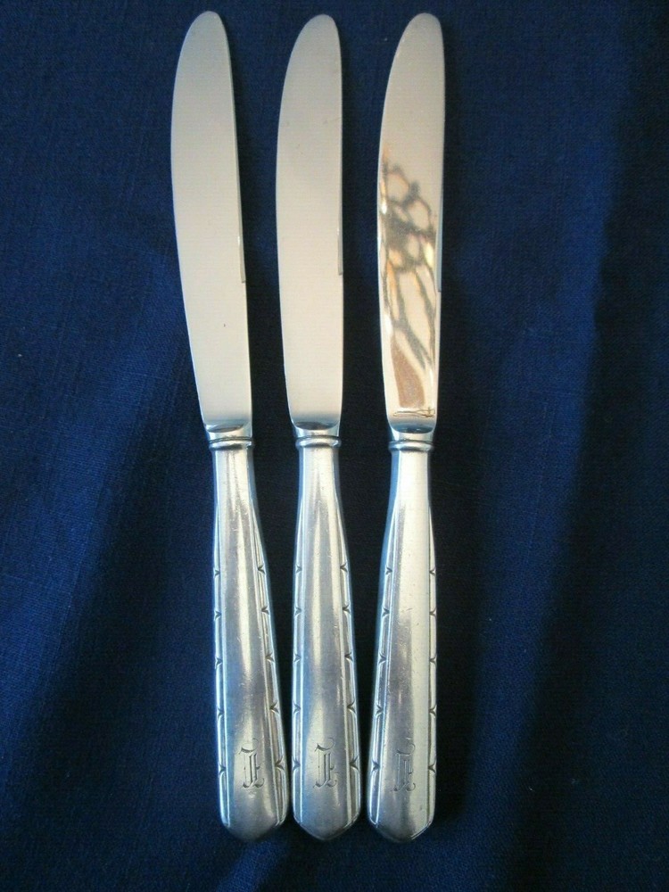 SET 3 DINNER KNIVES! Vintage GORHAM silverplate: REMEMBRANCE pattern: LOVELY