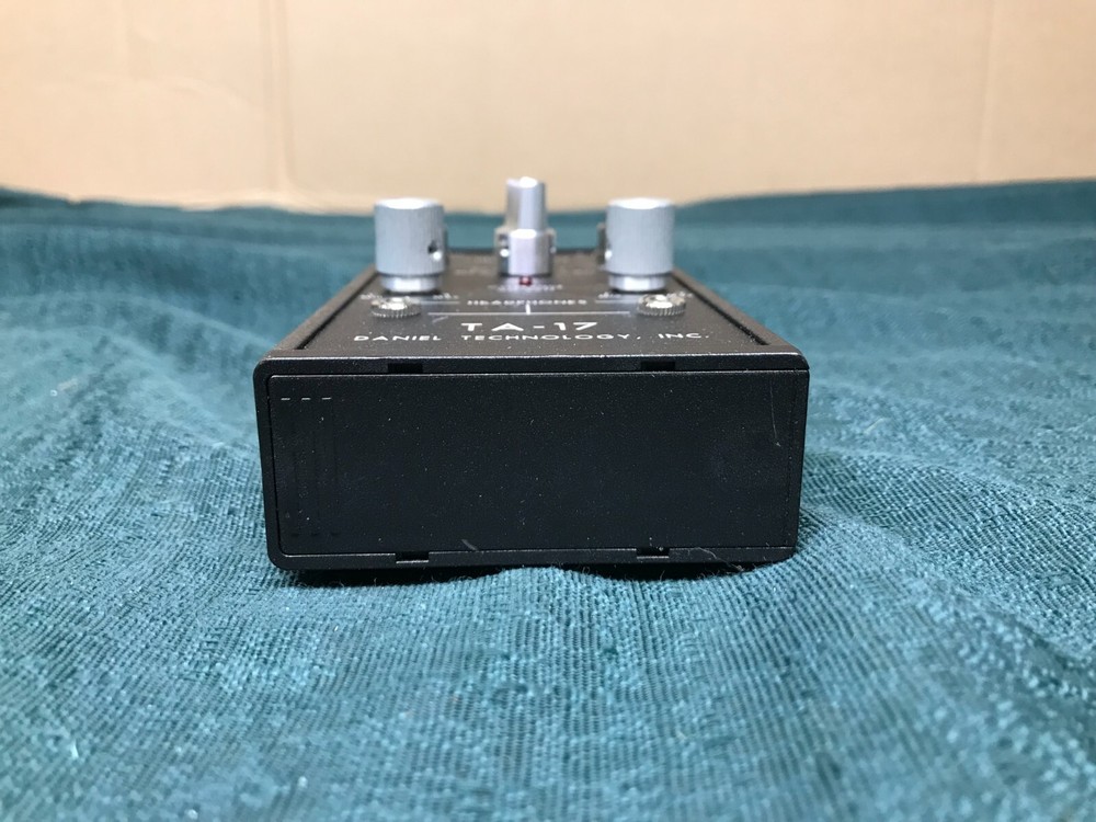 Daniel Technology TA-17 Headset Stereo Amplifier with Power Adapter - Tested