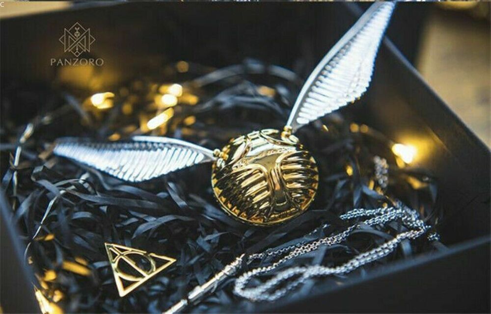 Harry Potter Platinum Wing Golden Snitch Ring Box Jewelry Storage Necklace Chain