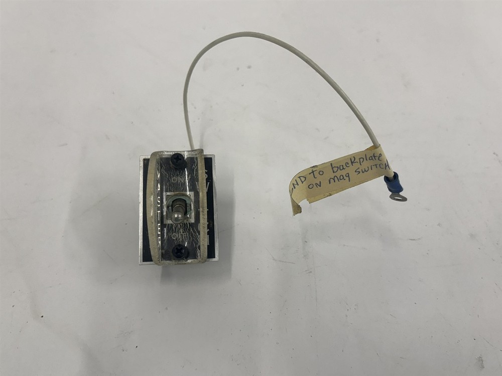 Luscombe Model 8 On Off Master Switch AN3023-2