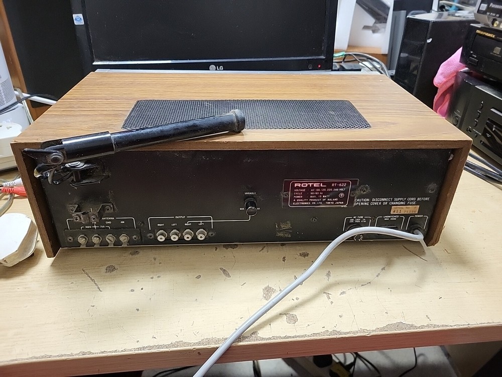 ROTEL RT-622 AM/FM STEREO TUNER