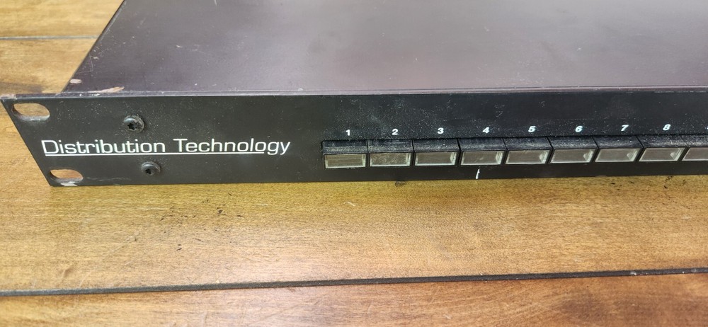 Distribution Technology 16x1 Composite Switcher
