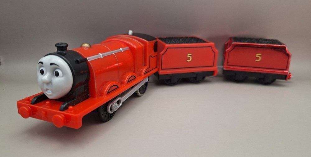 Scared James Trackmaster Train Motorized - 2013 Mattel Thomas the Tank Engine