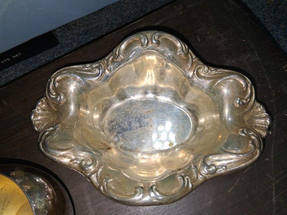 Sherdan Silver Plated Cup And Serving Dish