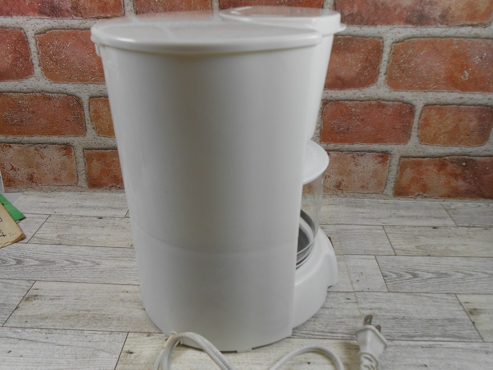 Kitchen Gourmet 5 Cup Coffee Maker TSK-1037A White
