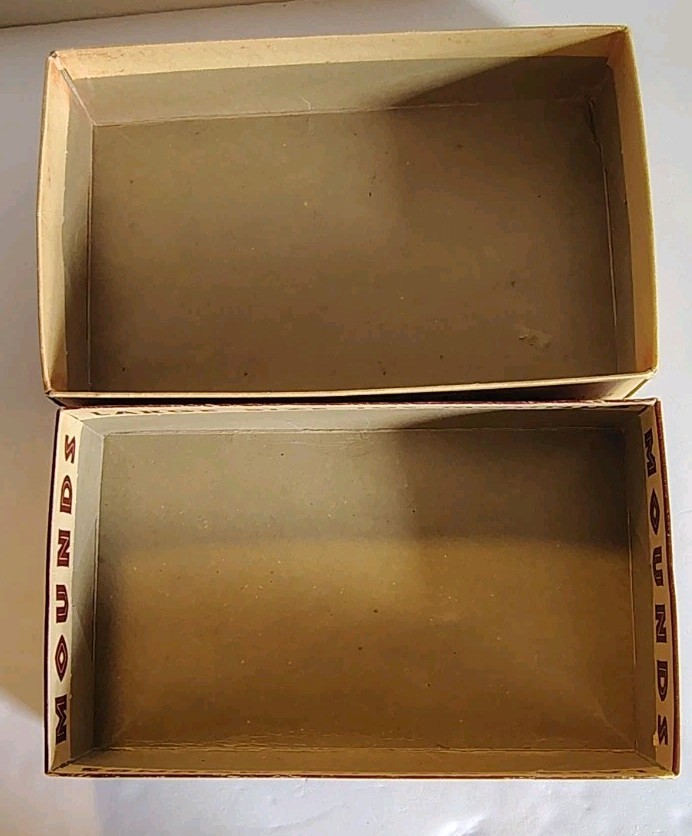 Peter Paul’s Mounds 24 $.10 Packages Empty Box