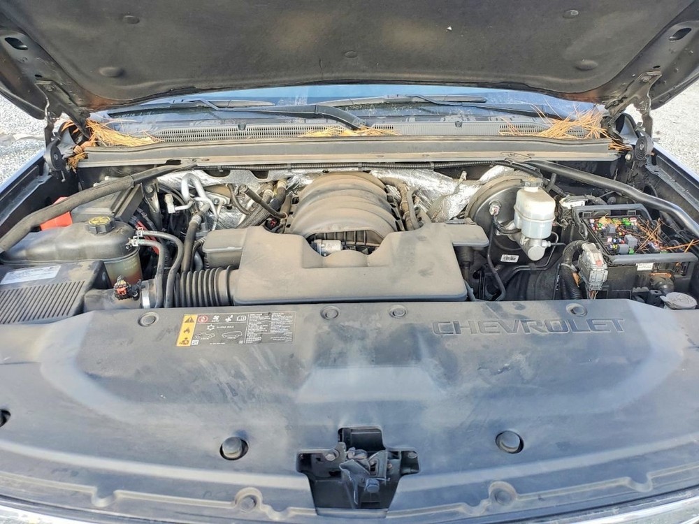SUBCHEV15 2017 Glove Box 4984706