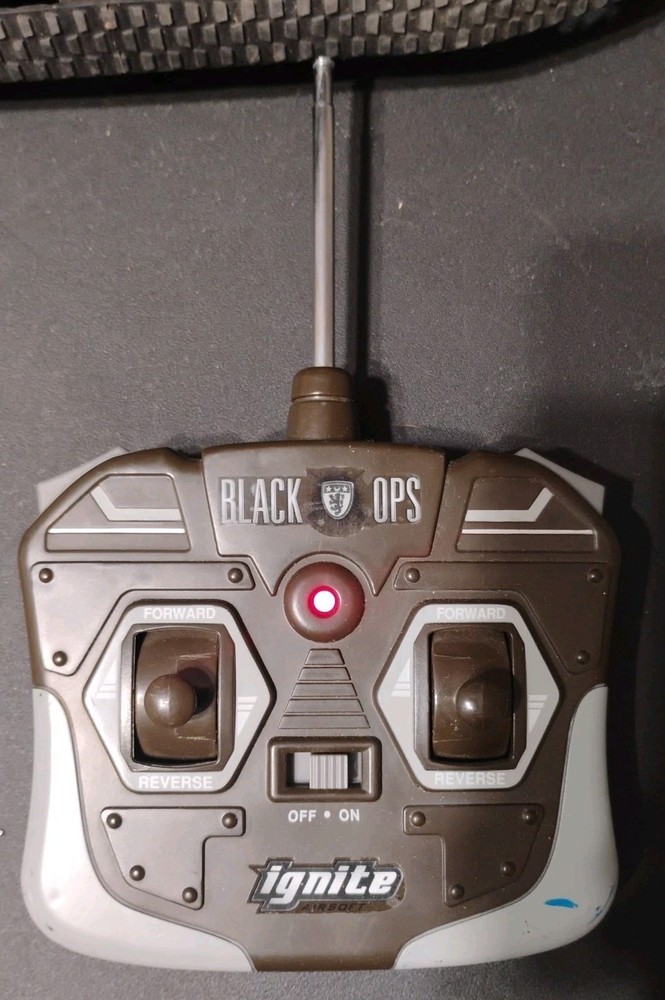 Ignite Black Ops Rc Tank Airsoft with remote. Read Description