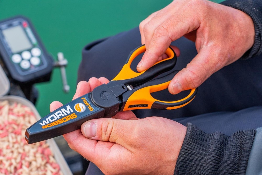 Guru Worm Scissors / Coarse Fishing