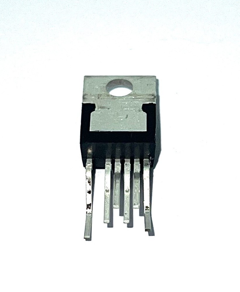 TOP256YN 1 PC IC OFFLINE SW FLYBACK Switcher, Controller TO220-7C