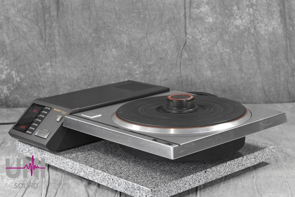 Technics SP-10 MK3 Turntable W/ Power Unit in Good condition