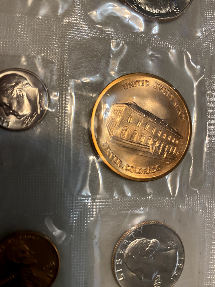 1981 United States Proof Coin Set Denver Mint D Uncirculated