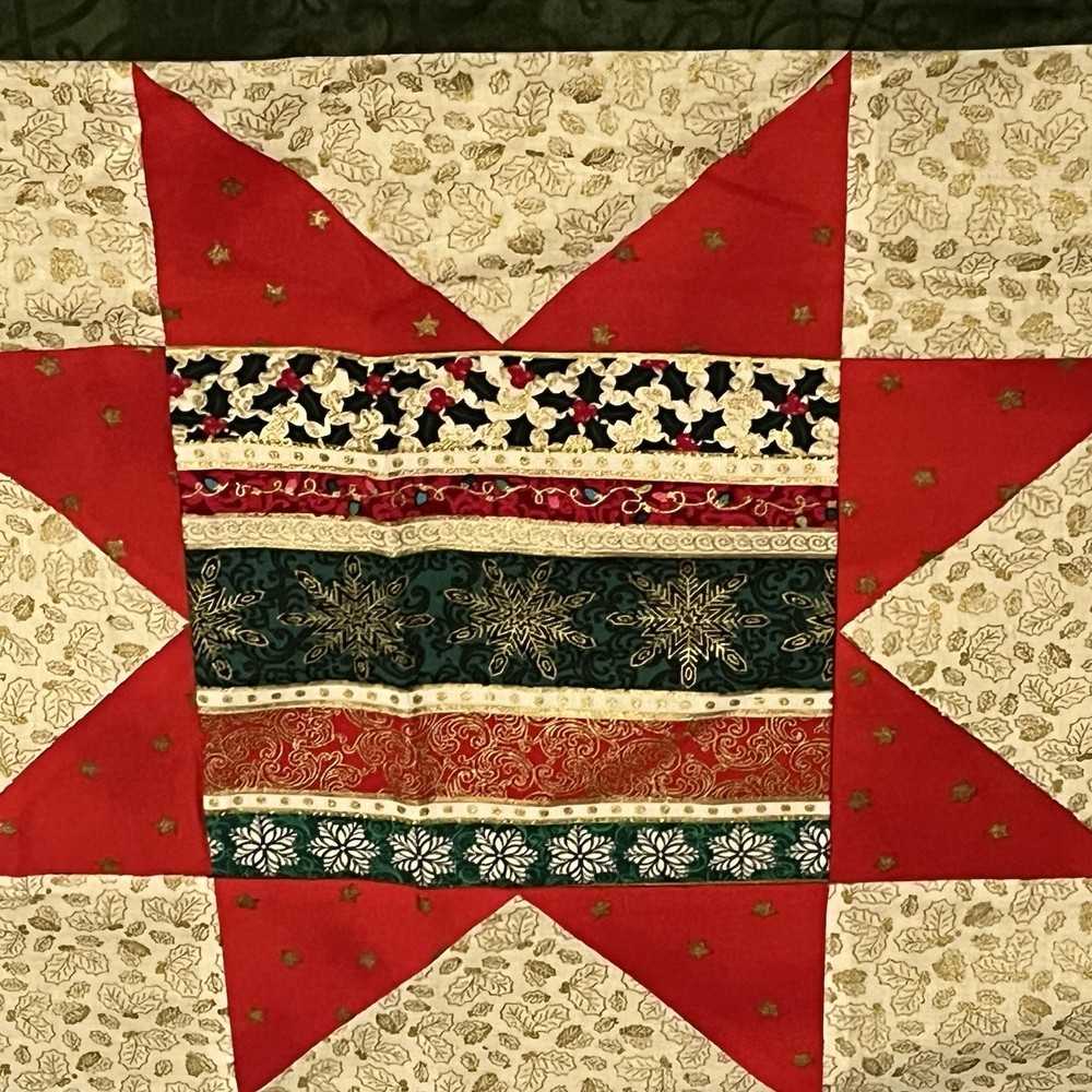 Quilted Patchwork Cotton Runner Handmade Star Pattern 17.5”x42” Red Green New