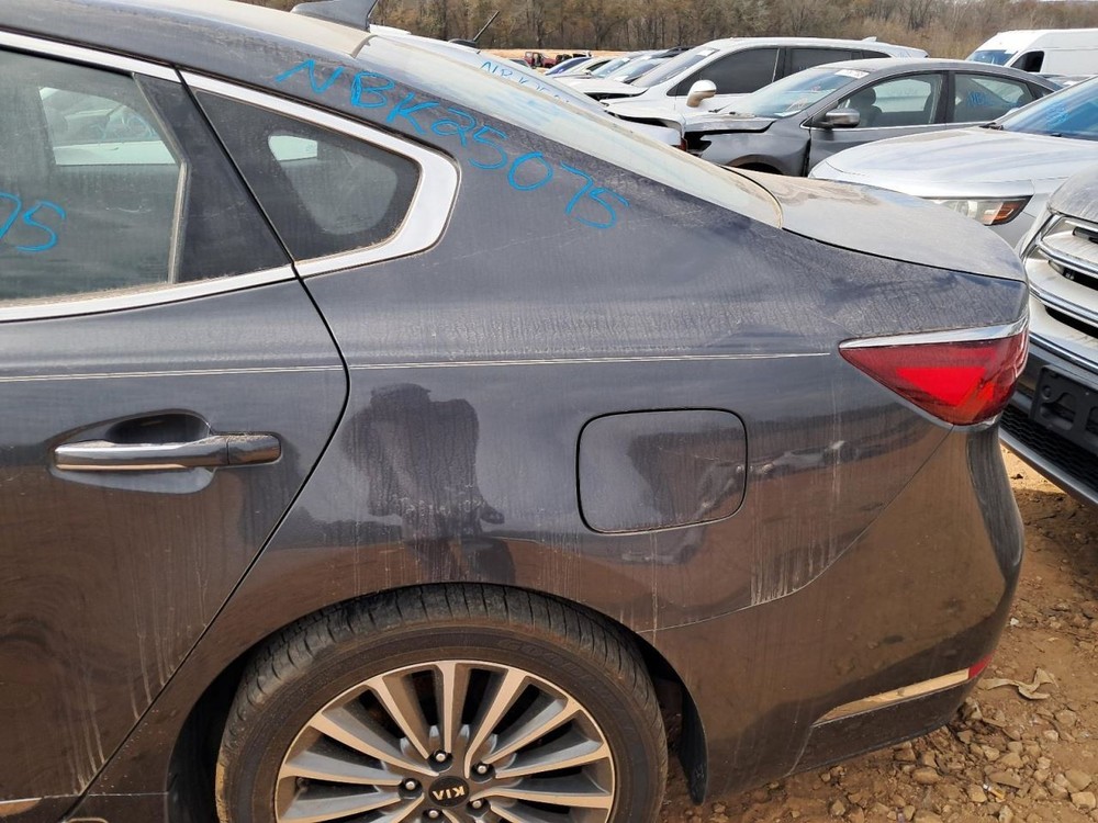 CADENZA 2017 Glove Box 4874971