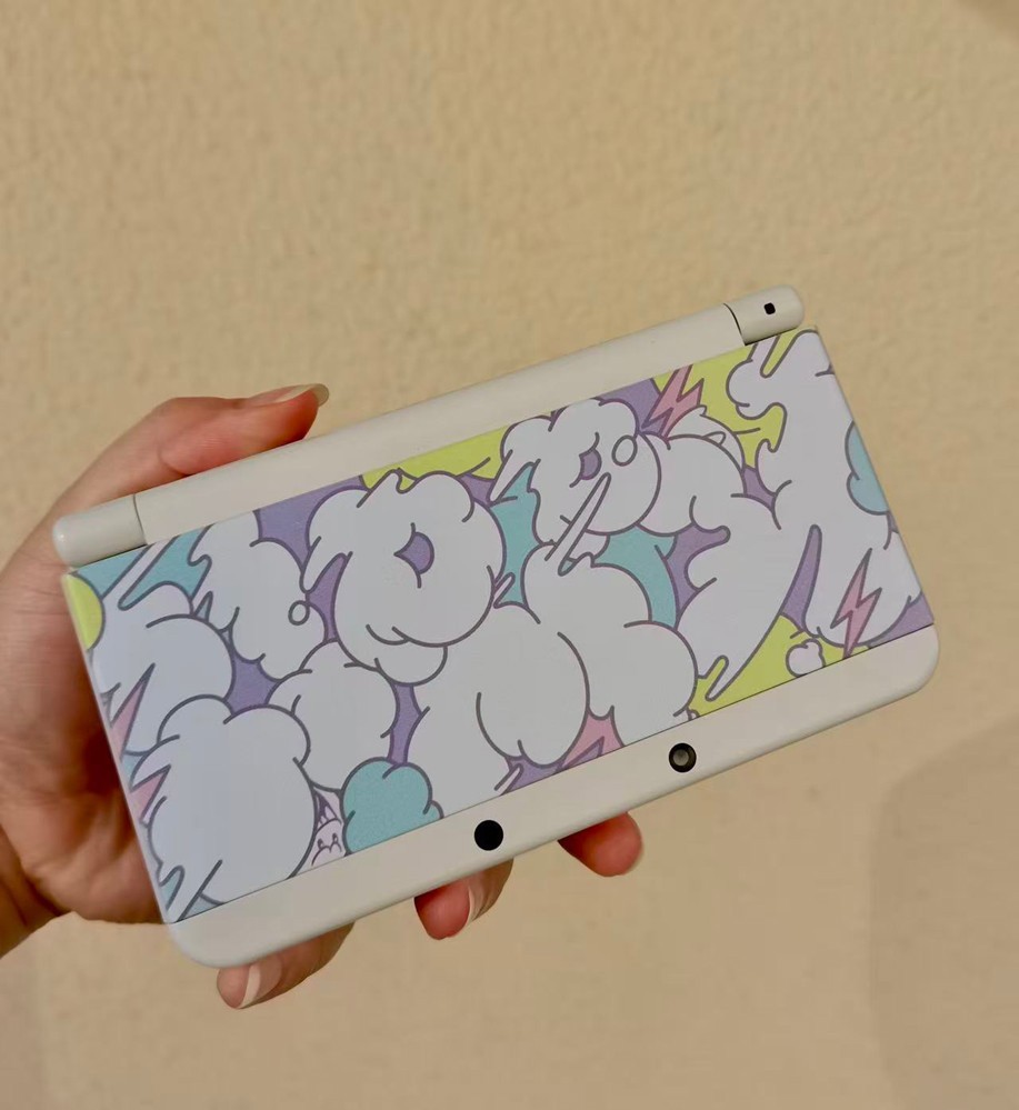 Nintendo New 3DS Replacement Housing Shell - Pastel Cartoon Cloud & Lightning