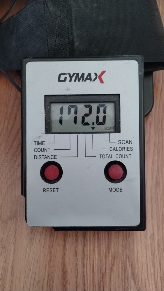 ROWING MACHINE WITH DIGITAL DISPLAY - COUNT & CALORIE COUNTER