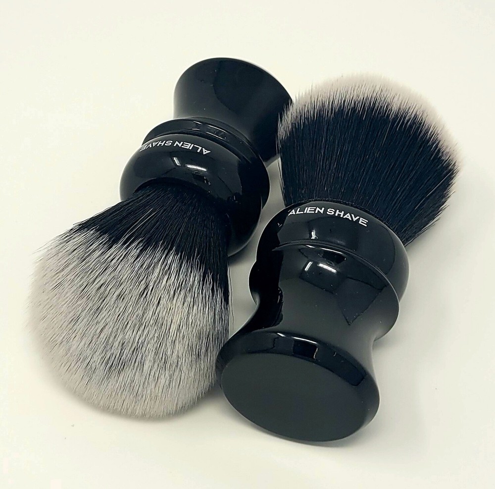 Alien Shave Solar Midnight Premium Shaving Brush